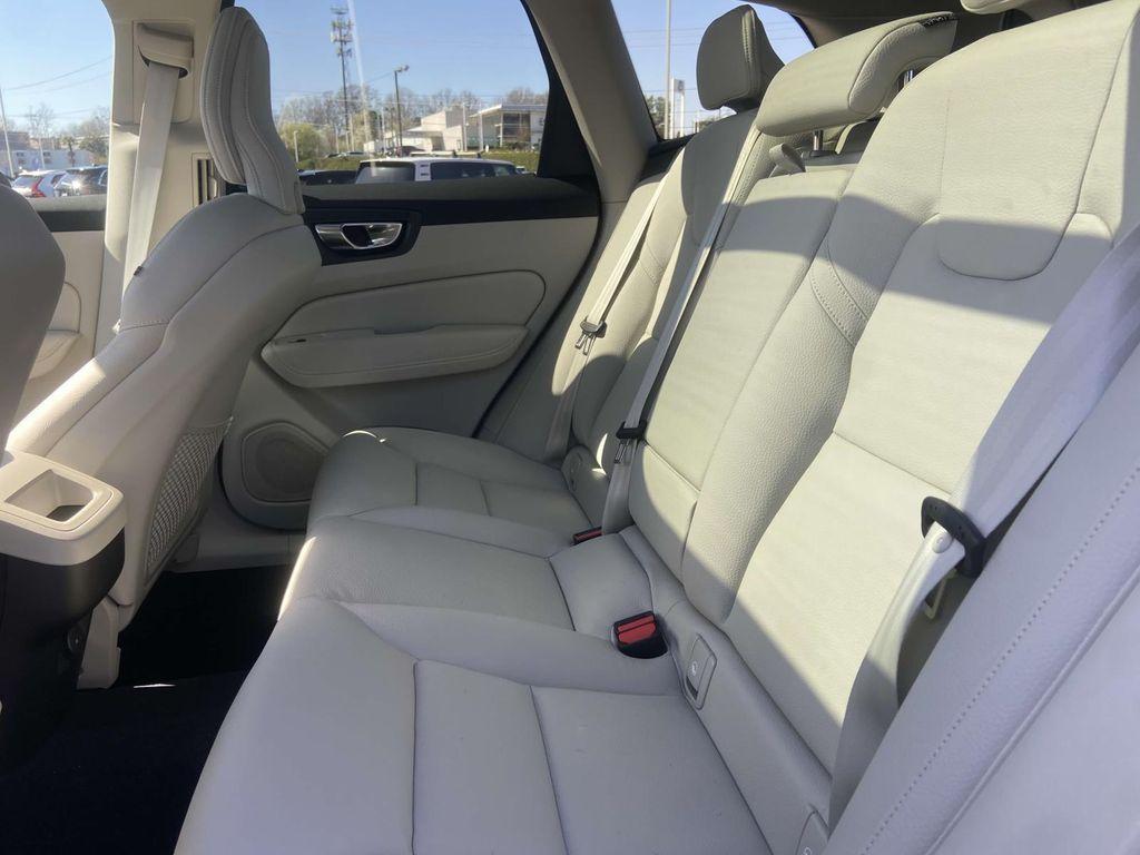 new 2025 Volvo XC60 car, priced at $48,345