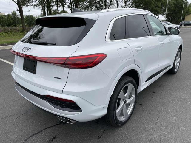 new 2025 Audi Q5 car, priced at $60,975