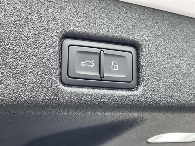 new 2025 Audi Q5 car, priced at $60,975