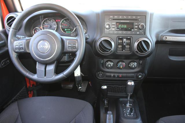 used 2015 Jeep Wrangler Unlimited car, priced at $18,499