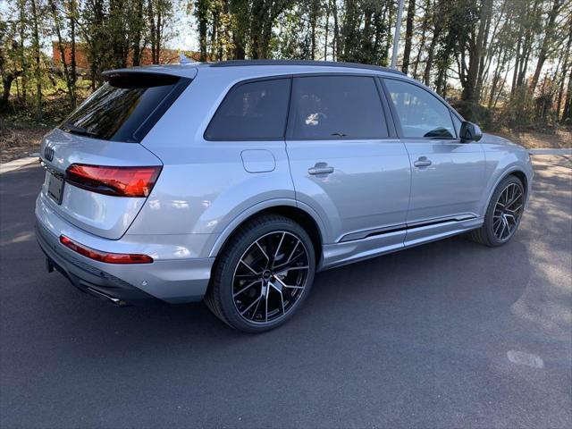 new 2025 Audi Q7 car, priced at $84,685