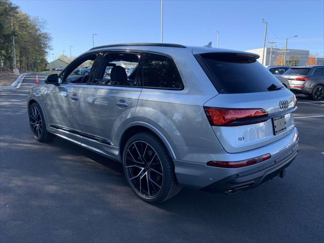 new 2025 Audi Q7 car, priced at $84,685