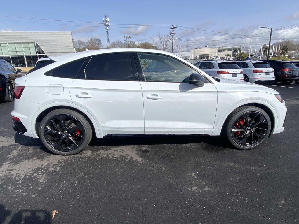 new 2025 Audi SQ5 car, priced at $69,652