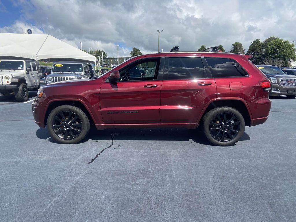 used 2017 Jeep Grand Cherokee car, priced at $18,799