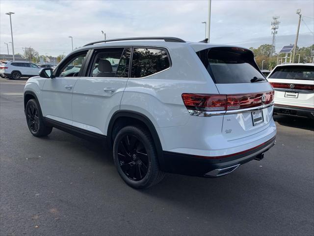 new 2025 Volkswagen Atlas car, priced at $46,120