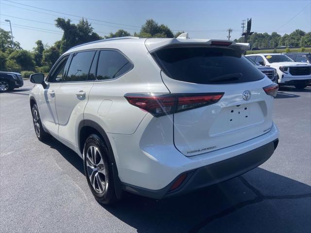 used 2021 Toyota Highlander car, priced at $30,799