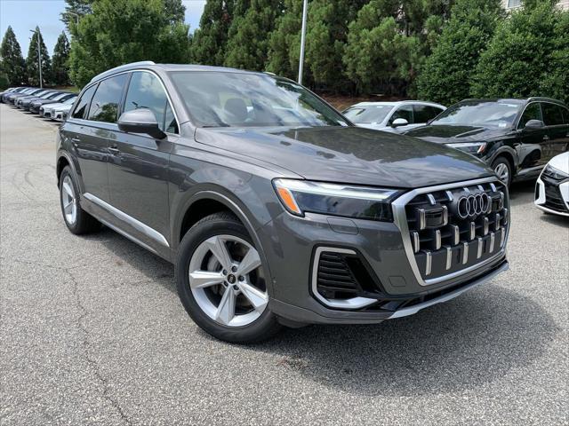 new 2025 Audi Q7 car, priced at $69,570