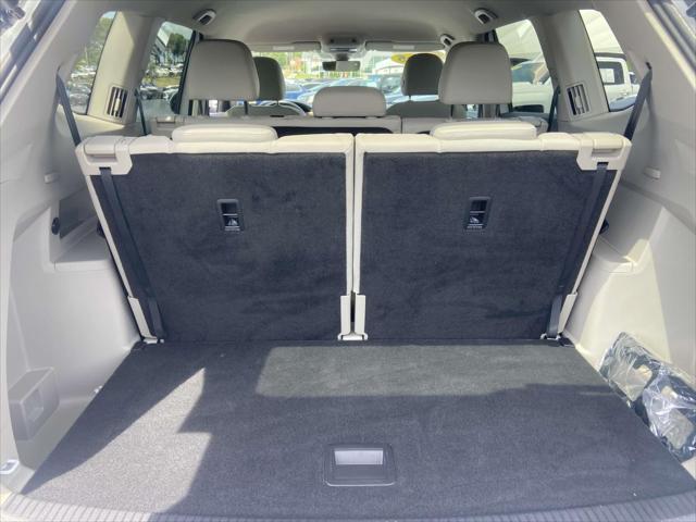 used 2025 Volkswagen Atlas car, priced at $41,999