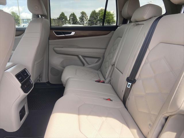 used 2025 Volkswagen Atlas car, priced at $41,999