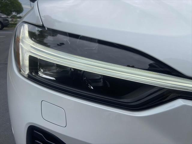 new 2025 Volvo XC60 Plug-In Hybrid car