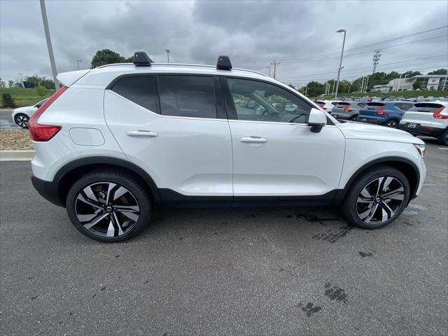 new 2025 Volvo XC40 car, priced at $52,225