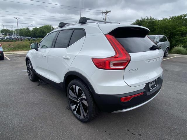new 2025 Volvo XC40 car, priced at $52,225