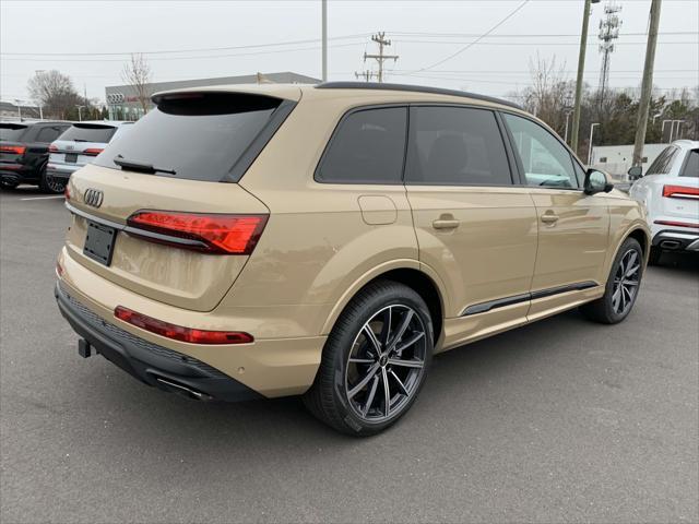 new 2025 Audi Q7 car, priced at $71,570