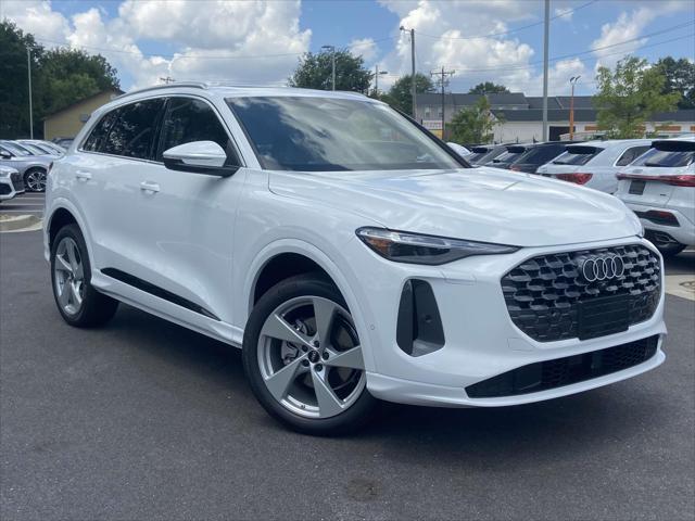 new 2025 Audi Q5 car, priced at $59,745