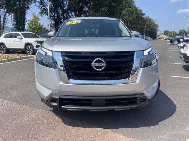 used 2024 Nissan Pathfinder car, priced at $32,999