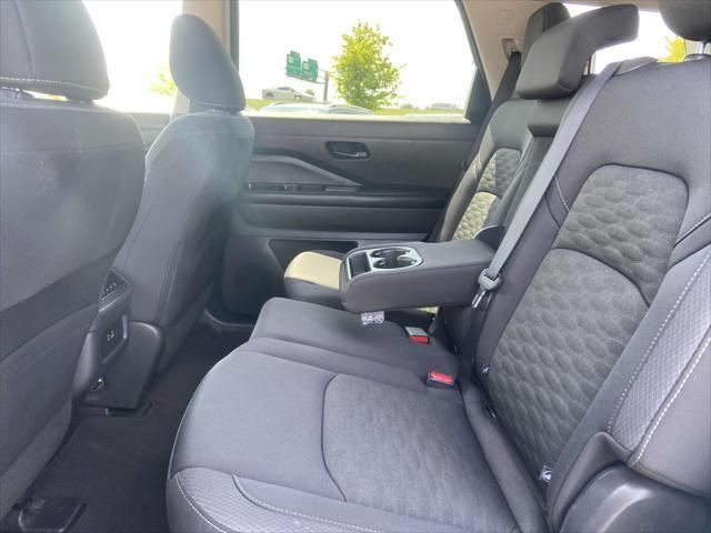 used 2024 Nissan Pathfinder car, priced at $32,999