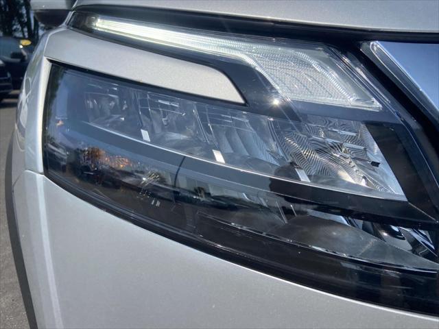 used 2024 Nissan Pathfinder car, priced at $32,999