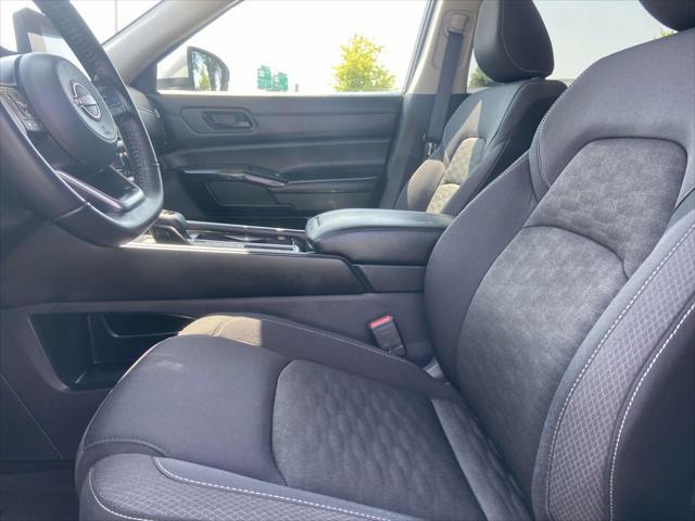 used 2024 Nissan Pathfinder car, priced at $32,999