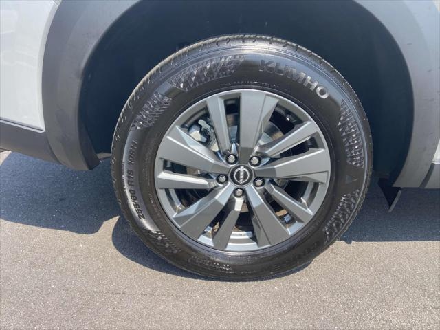 used 2024 Nissan Pathfinder car, priced at $32,999