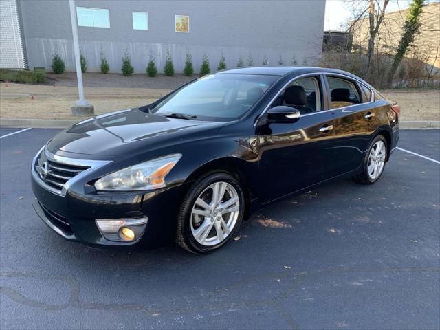 used 2013 Nissan Altima car, priced at $9,995