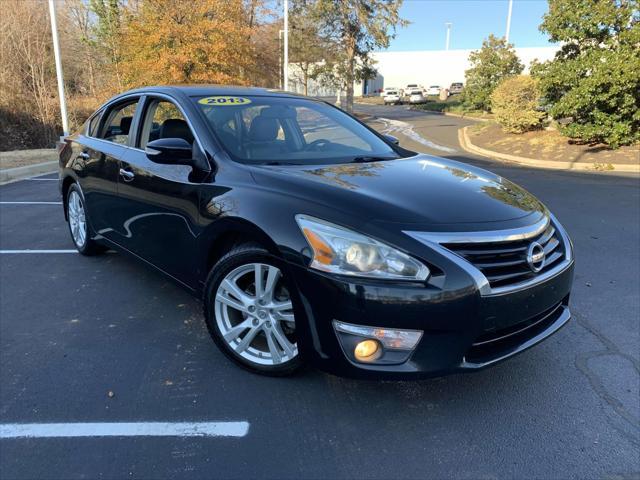 used 2013 Nissan Altima car, priced at $9,995