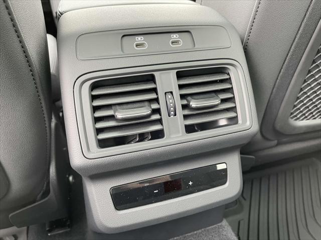 new 2025 Audi Q5 car, priced at $60,175