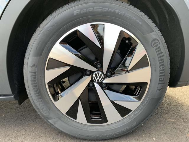 new 2024 Volkswagen ID.4 car, priced at $41,861