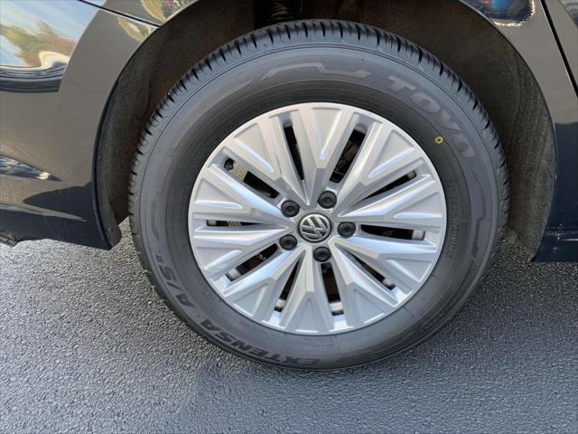 used 2019 Volkswagen Jetta car, priced at $13,499