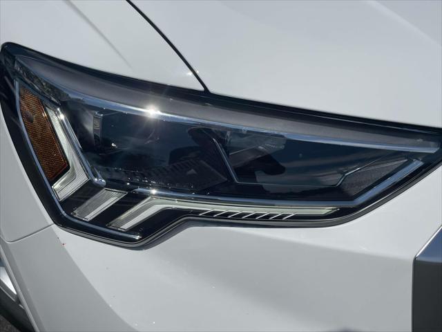 new 2025 Audi Q3 car, priced at $43,420