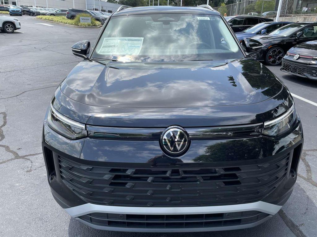 new 2025 Volkswagen Tiguan car, priced at $32,160