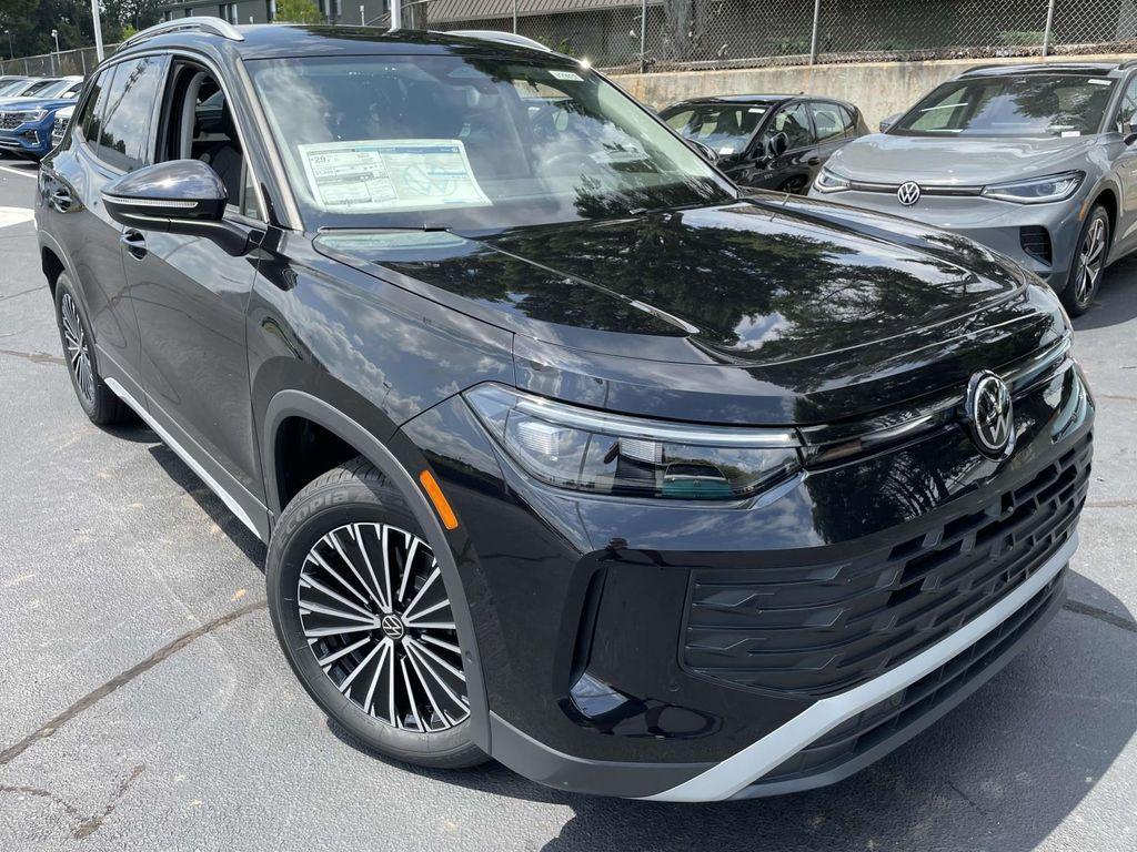 new 2025 Volkswagen Tiguan car, priced at $32,160