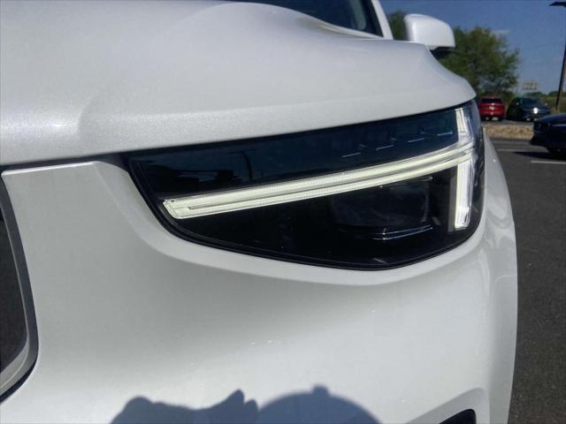 new 2025 Volvo XC40 car, priced at $52,015
