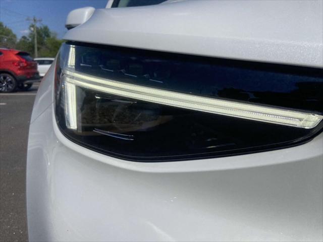 new 2025 Volvo XC40 car, priced at $52,015