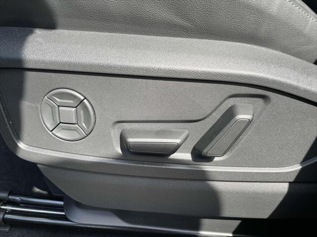 new 2025 Audi Q5 car, priced at $64,250