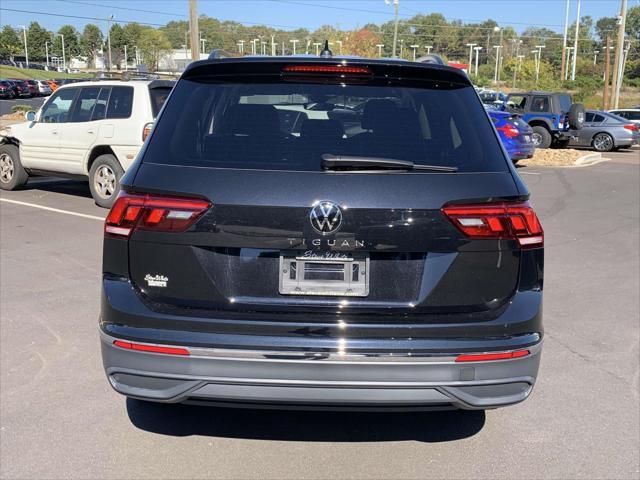 new 2024 Volkswagen Tiguan car, priced at $31,016