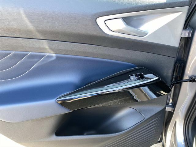 new 2025 Volkswagen ID.4 car, priced at $56,176