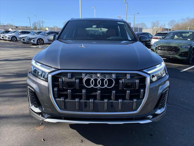 new 2025 Audi Q7 car, priced at $69,600