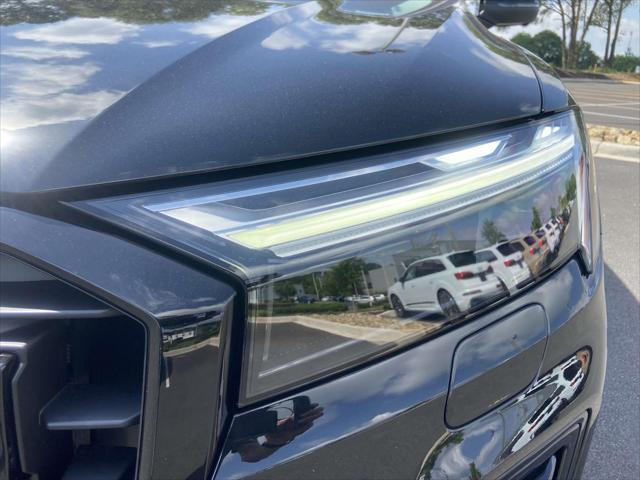 new 2025 Audi Q7 car, priced at $77,450