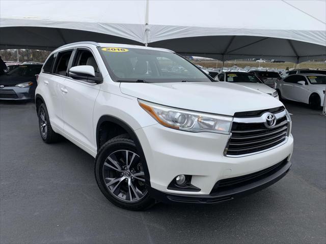 used 2016 Toyota Highlander car, priced at $20,995