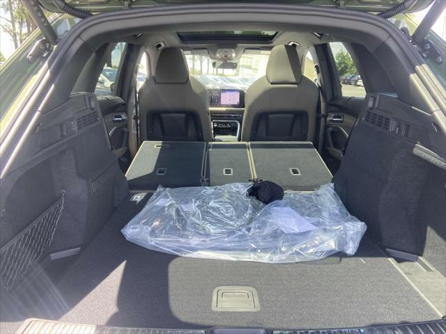 new 2025 Audi Q5 car, priced at $63,290