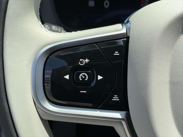 new 2026 Volvo XC60 car, priced at $63,935