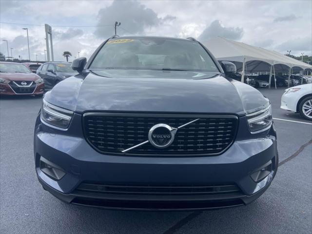 used 2022 Volvo XC40 car, priced at $27,997