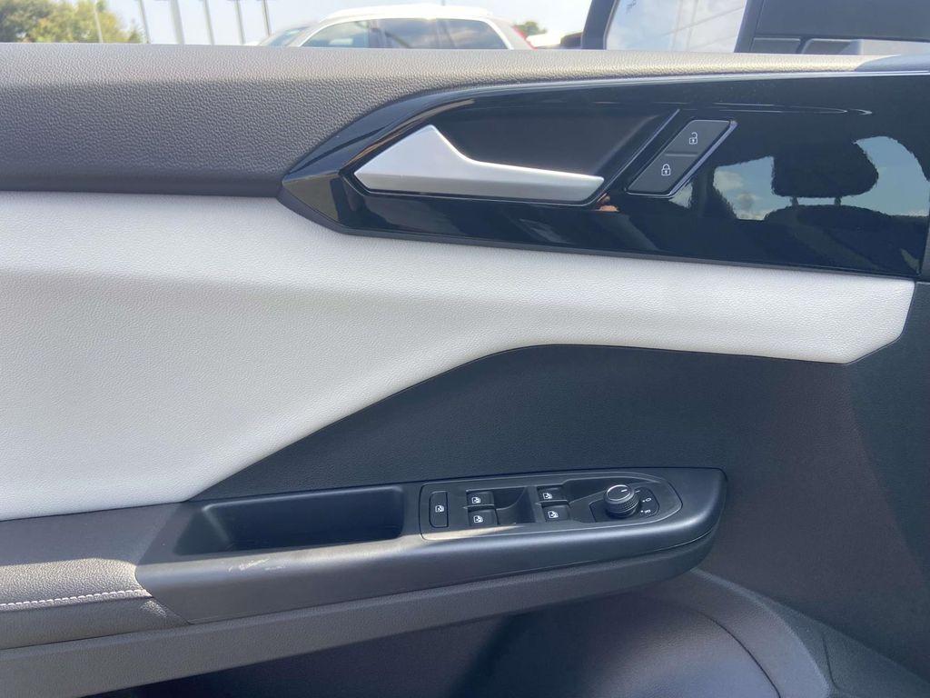 new 2025 Volkswagen Taos car, priced at $26,610