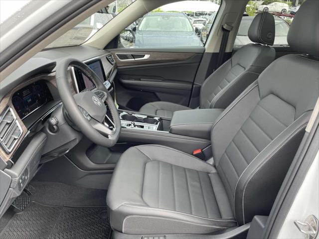 new 2025 Volkswagen Atlas car, priced at $51,370