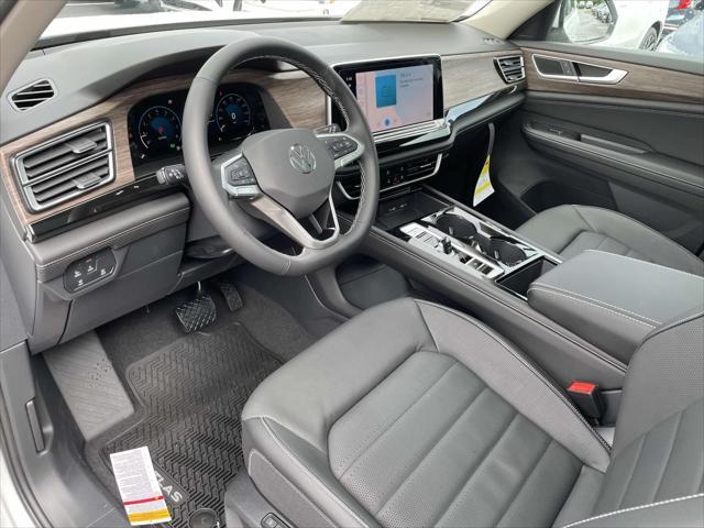new 2025 Volkswagen Atlas car, priced at $51,370