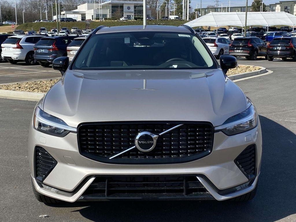 new 2025 Volvo XC60 car, priced at $49,905