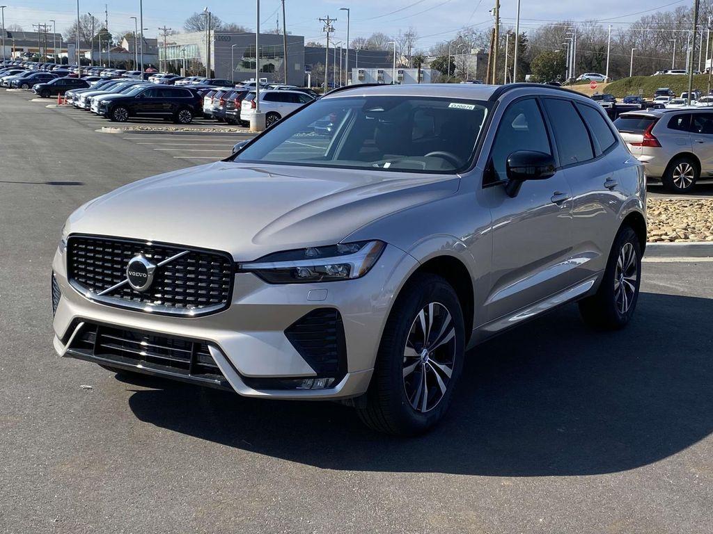 new 2025 Volvo XC60 car, priced at $49,905