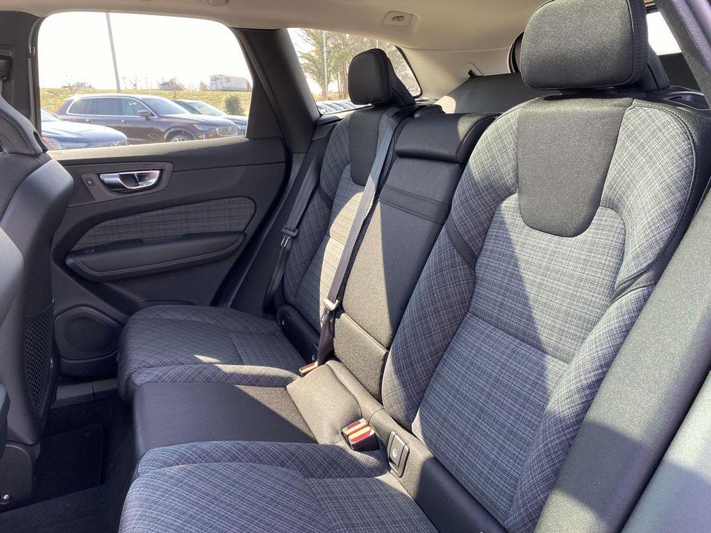 new 2025 Volvo XC60 car, priced at $49,905