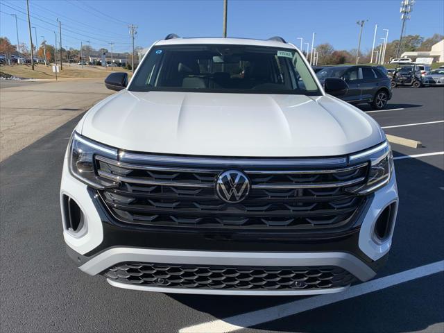 new 2025 Volkswagen Atlas car, priced at $48,675