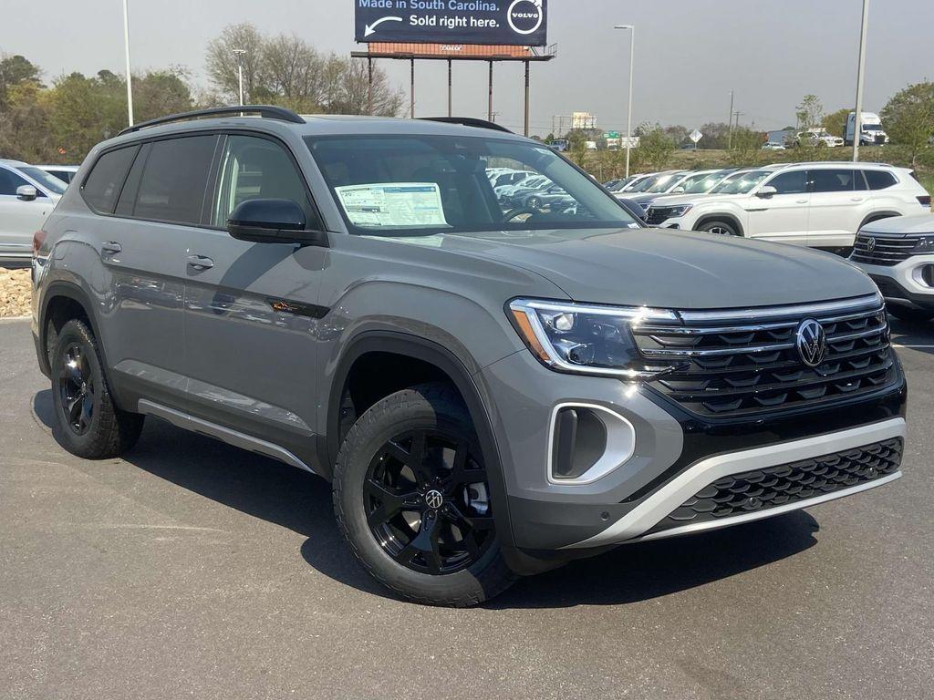 new 2025 Volkswagen Atlas car, priced at $49,806